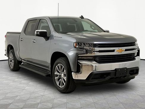 Used 2022 Chevrolet Silverado 1500 LT AWD/4WD image 3