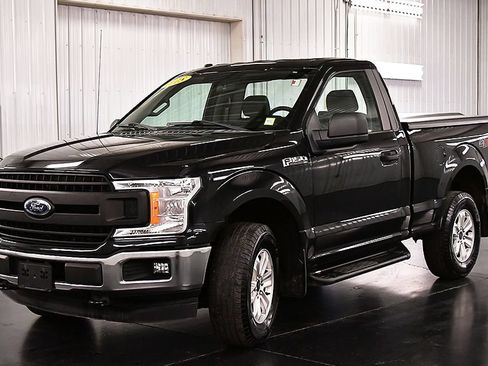 Used 2018 Ford F150 XL w/ Equipment Group 101A Mid AWD/4WD image 3