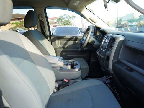 Used 2015 RAM 1500 Express RWD image 18