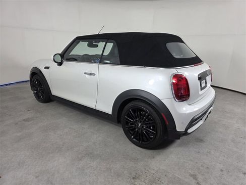 Used 2024 MINI Cooper S image 7