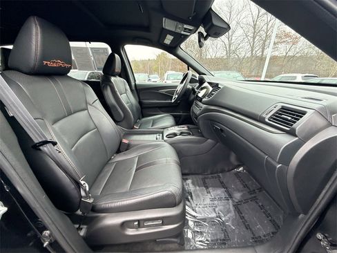 Used 2022 Honda Pilot TrailSport image 27