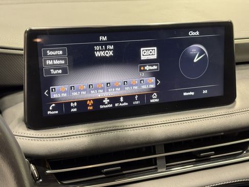 Used 2024 INFINITI QX60 Luxe image 12