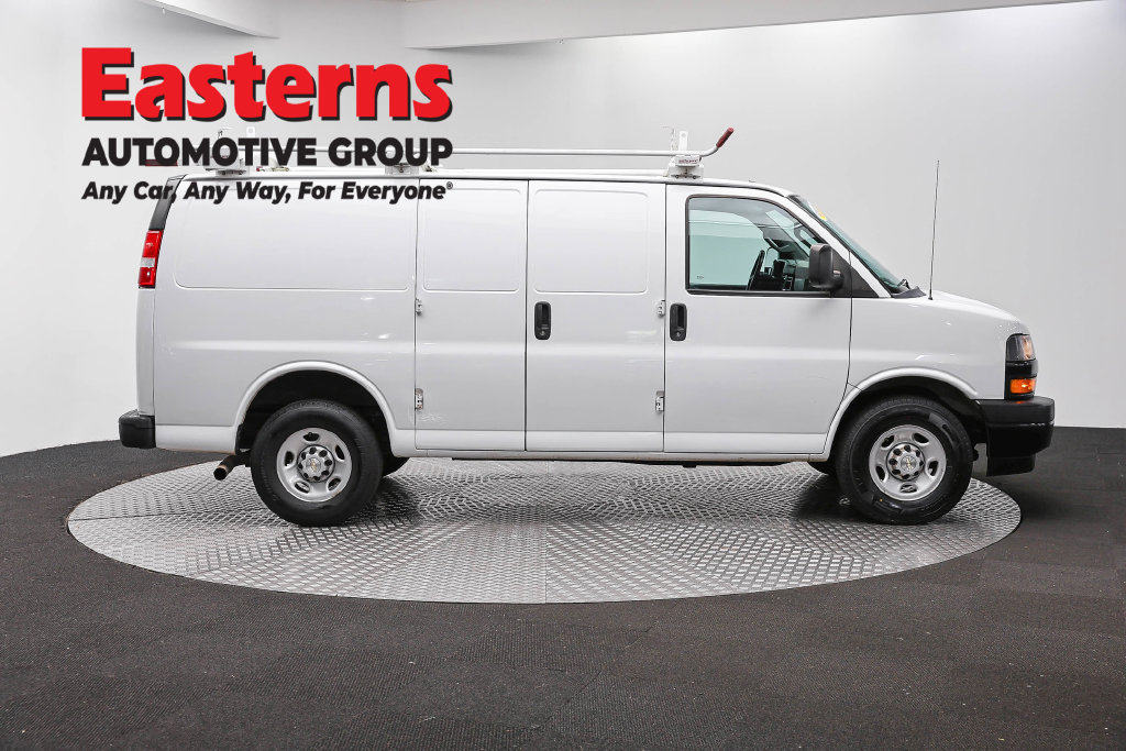 Used 2020 Chevrolet Express 2500 w/ Communications Package RWD image 5