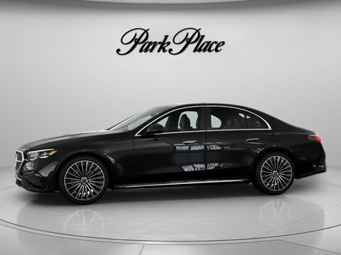 Used 2026 Mercedes-Benz E 350 Sedan image 6
