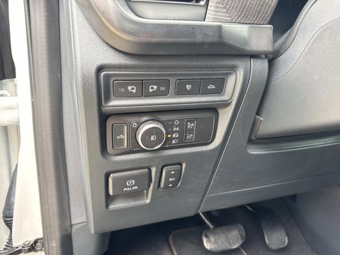 Used 2022 Ford F150 Platinum w/ Equipment Group 701A High AWD/4WD image 21