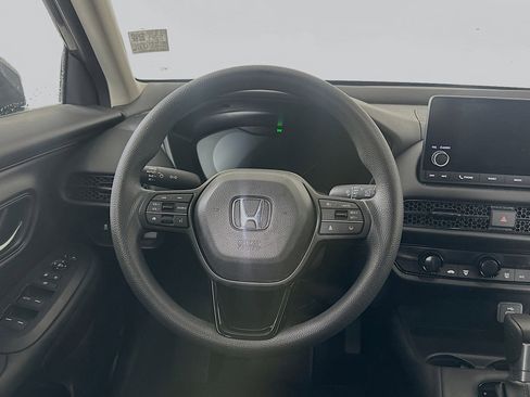Used 2025 Honda HR-V LX image 17