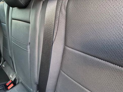 Used 2021 Mercedes-Benz GLS 450 4MATIC image 16