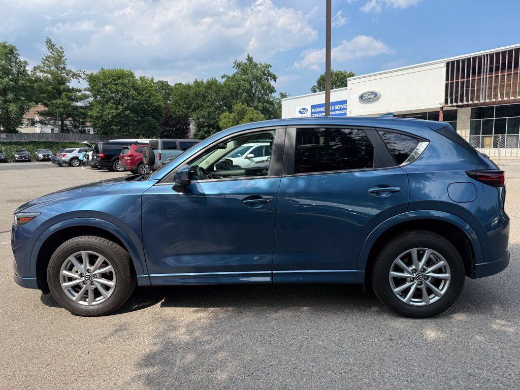 Certified 2024 MAZDA CX-5 AWD 2.5 S w/ Preferred Package image 5