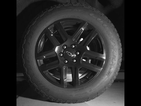 Used 2025 Chevrolet Silverado 1500 RST w/ Convenience Package II AWD/4WD image 16