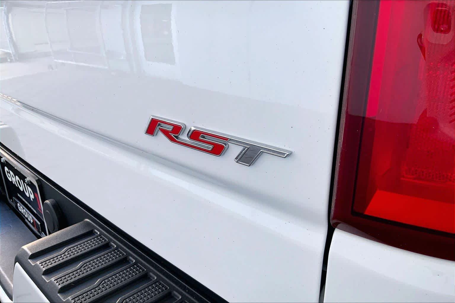 Used 2026 Chevrolet Silverado 1500 RST RWD image 19