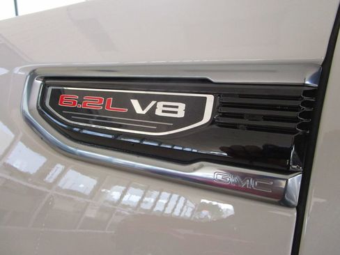 New 2026 GMC Sierra 1500 AT4 image 18