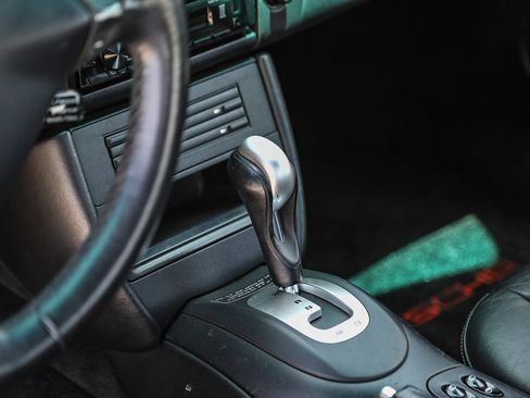 Used 2000 Porsche 911 Carrera RWD image 19