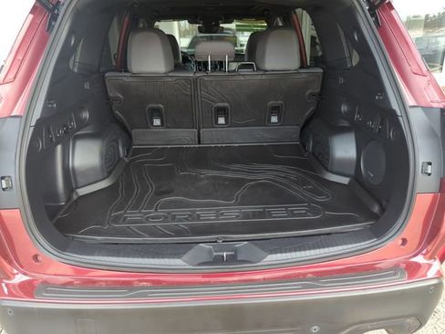 Used 2025 Subaru Forester Limited AWD/4WD image 30