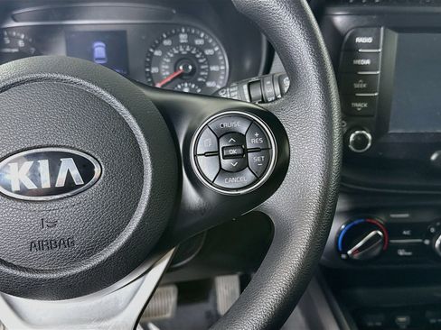 Used 2020 Kia Soul S FWD image 15