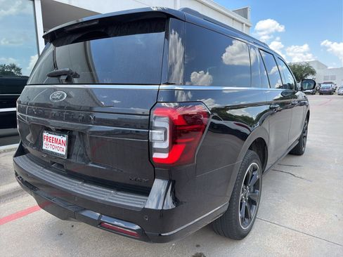 Used 2024 Ford Expedition Max Limited AWD/4WD image 6
