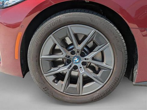 Certified 2023 BMW i4 eDrive35 RWD image 9