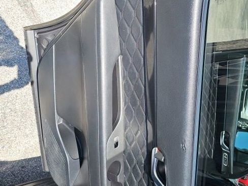 Used 2022 Hyundai Palisade Calligraphy image 31