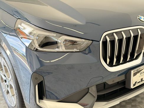 New 2026 BMW X1 xDrive28i w/ Technology Package AWD/4WD image 11