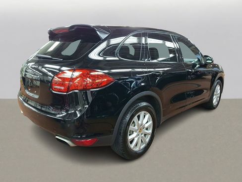 Used 2014 Porsche Cayenne AWD/4WD image 3