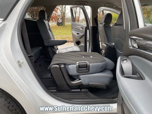 Used 2021 Buick Enclave Premium image 35