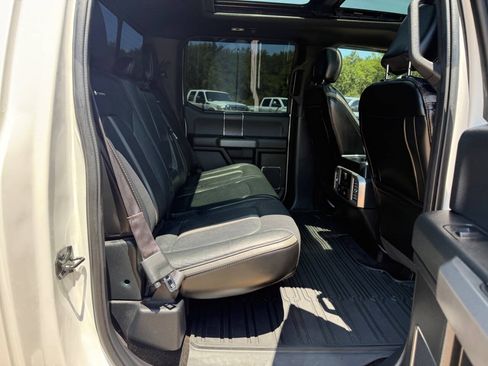 Used 2018 Ford F150 Platinum w/ Equipment Group 701A Luxury AWD/4WD image 13