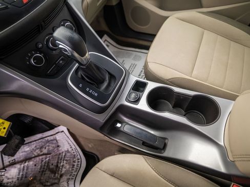 Used 2013 Ford Escape SE image 18