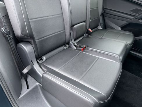 Used 2019 Volkswagen Tiguan SE image 21