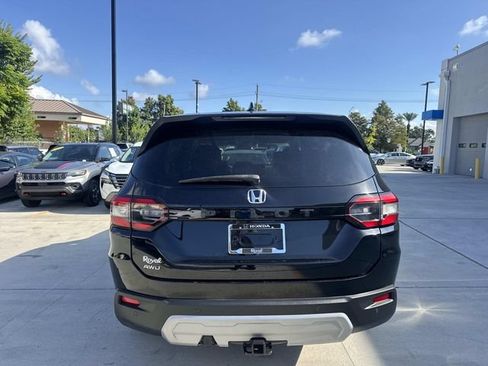 Used 2023 Honda Pilot EX-L image 6