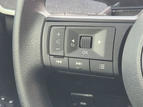 New 2026 Nissan Kicks S image 17