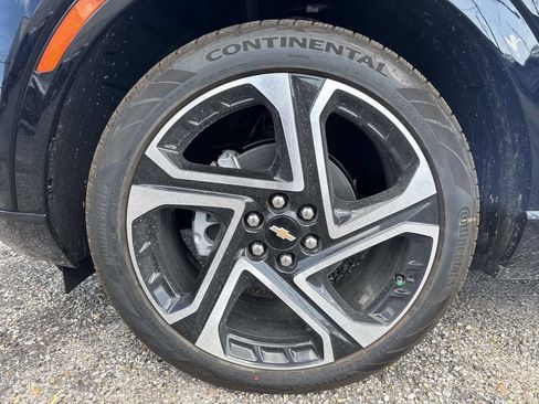 New 2025 Chevrolet Equinox EV LT w/ Convenience Package II image 4