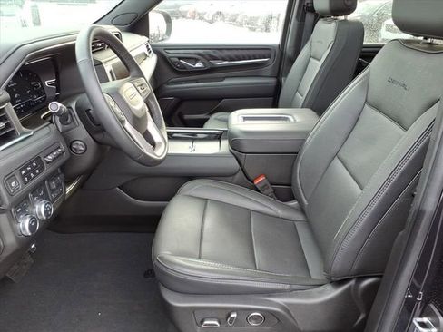Used 2024 GMC Yukon Denali w/ LPO, Floor Liner Package image 6