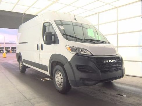 Used 2023 RAM ProMaster 2500 FWD image 1