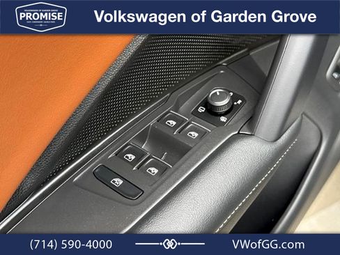 New 2026 Volkswagen Tiguan SEL R-Line AWD/4WD image 13