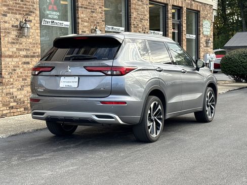 Used 2022 Mitsubishi Outlander SEL image 5
