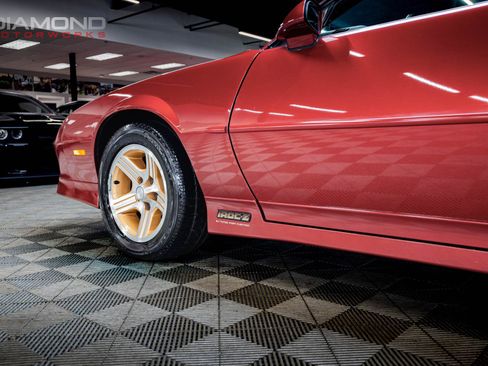 Used 1989 Chevrolet Camaro IROC-Z RWD image 45