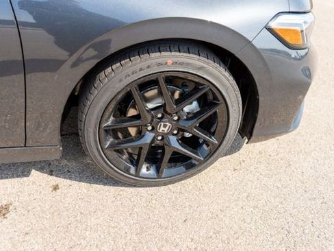 Used 2025 Honda Civic Sport image 9