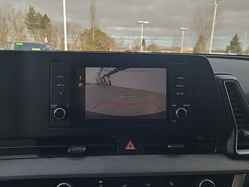 Certified 2025 Kia Sportage LX image 23