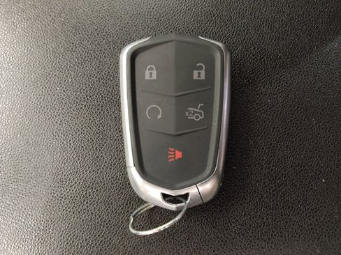 Used 2019 Chevrolet Equinox LS w/ LS Convenience Package FWD image 32