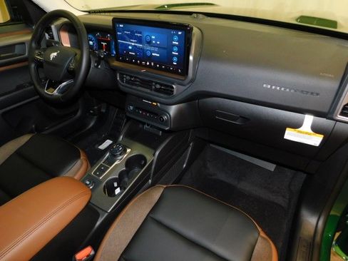 New 2025 Ford Bronco Sport Outer Banks w/ Outer Banks Tech Package+ image 18