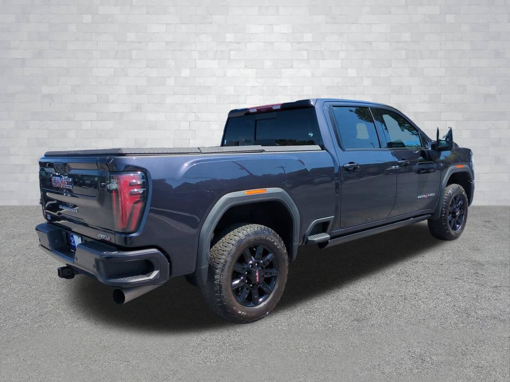 Used 2025 GMC Sierra 2500 AT4 w/ AT4 Premium Plus Package AWD/4WD image 5