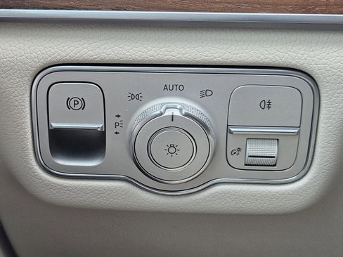 Used 2021 Mercedes-Benz GLE 350 4MATIC image 14