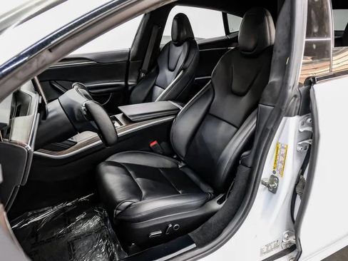 Used 2022 Tesla Model S AWD/4WD image 39