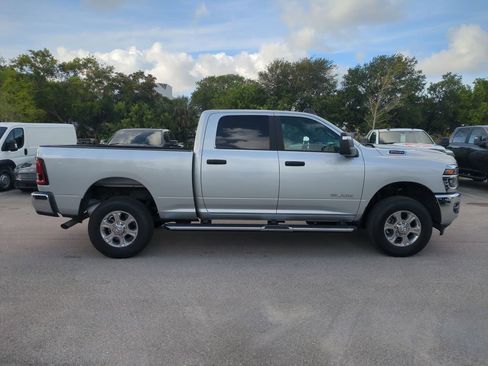 Used 2026 RAM 2500 Big Horn AWD/4WD image 5