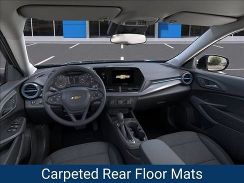 New 2026 Chevrolet Trax LS w/ LS Convenience Package FWD image 17