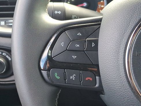 Certified 2021 Jeep Renegade Latitude w/ Luxury Group II image 21