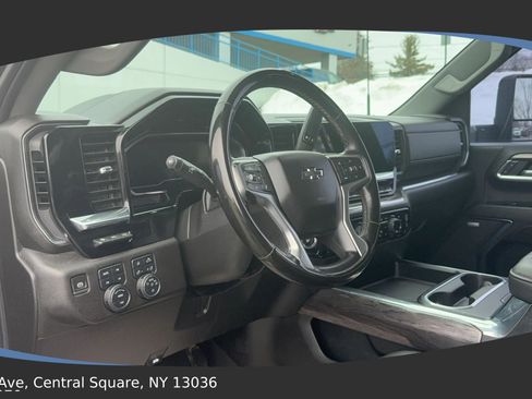 Used 2024 Chevrolet Silverado 3500 LTZ w/ LTZ Plus Package image 9