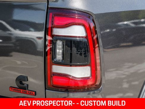 Used 2022 RAM 2500 Limited w/ Night Edition image 8