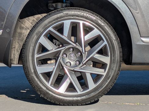 Used 2023 Hyundai Santa Fe Calligraphy w/ Cargo Package image 9