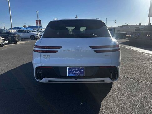 Used 2025 Genesis GV70 2.5T AWD/4WD image 5