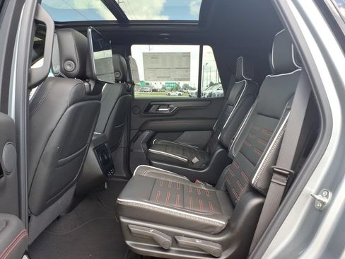New 2026 GMC Yukon AT4 Ultimate AWD/4WD image 14